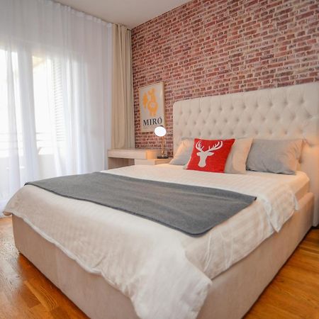 Lovely Apartment At City Quart Podgorica Bagian luar foto