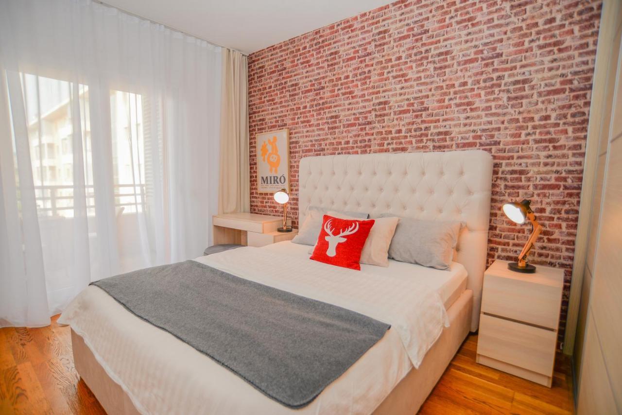 Lovely Apartment At City Quart Podgorica Bagian luar foto