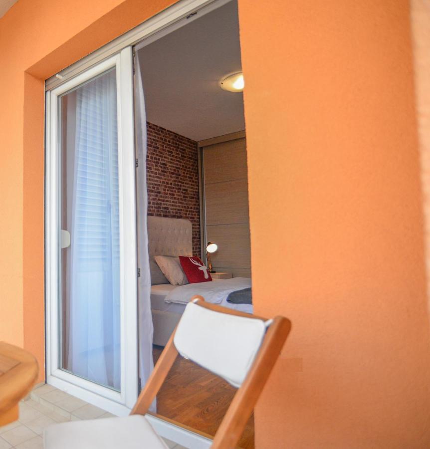 Lovely Apartment At City Quart Podgorica Bagian luar foto