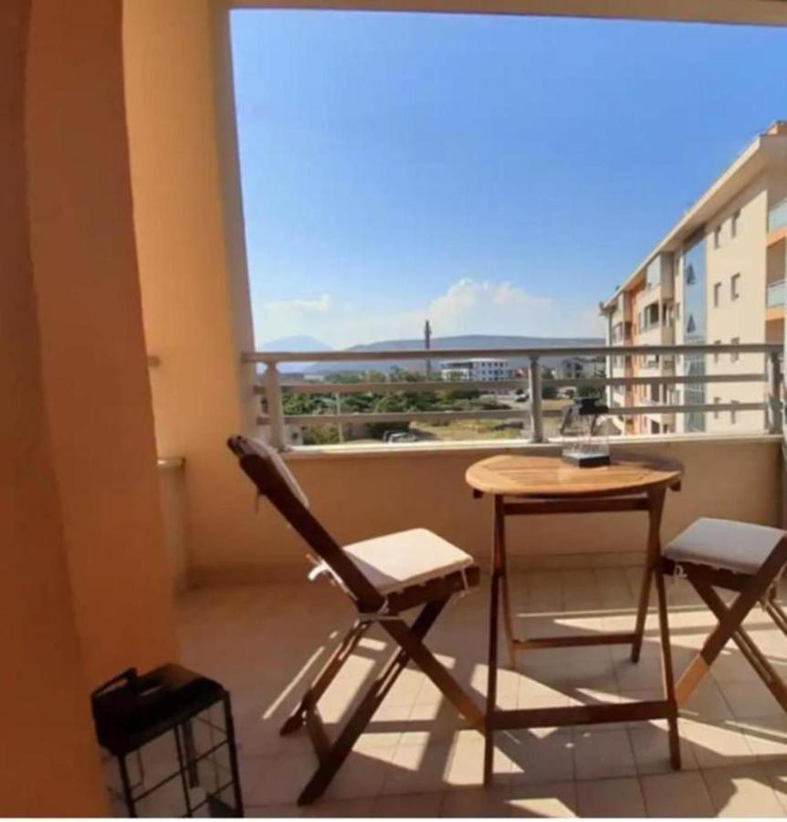 Lovely Apartment At City Quart Podgorica Bagian luar foto