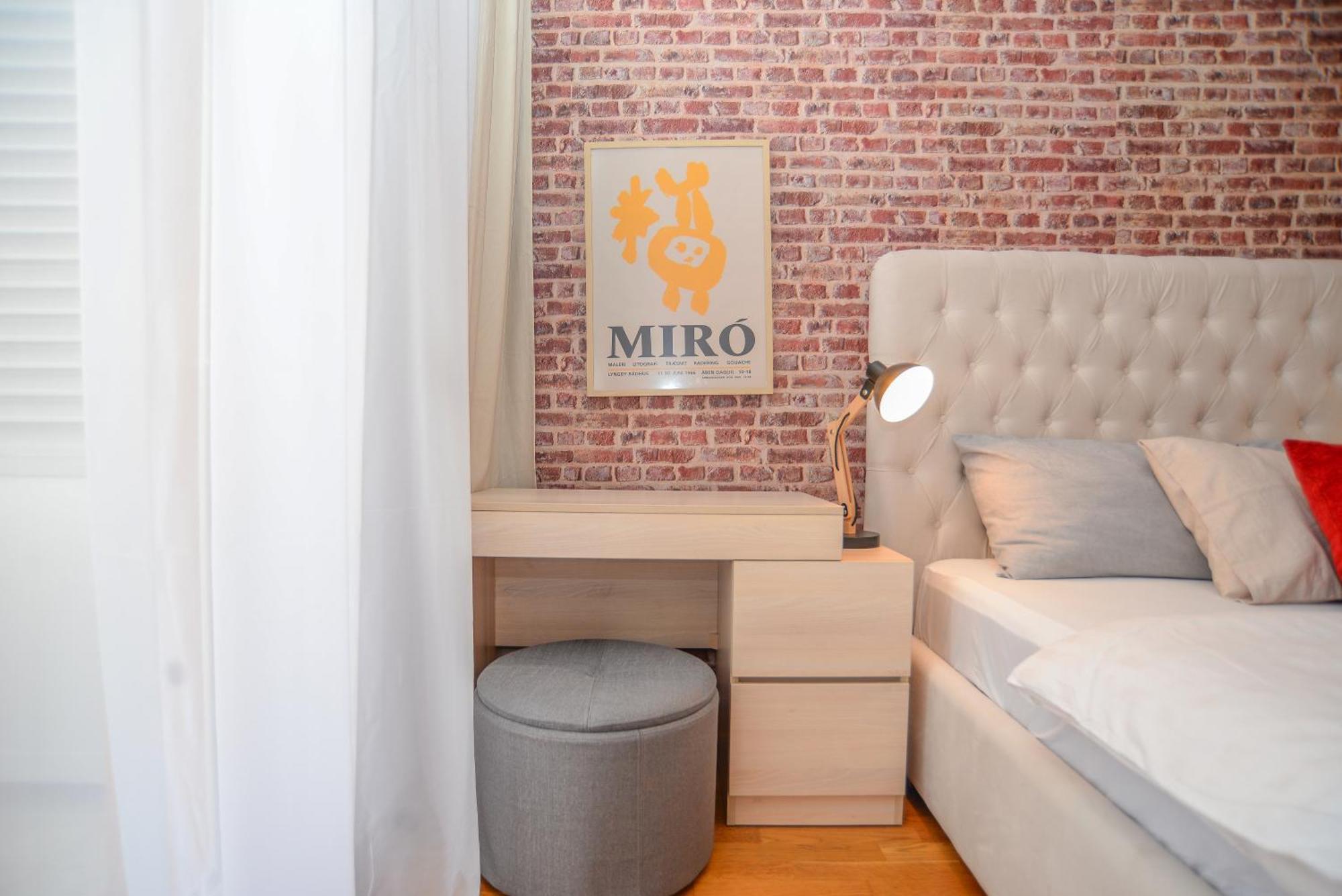 Lovely Apartment At City Quart Podgorica Bagian luar foto